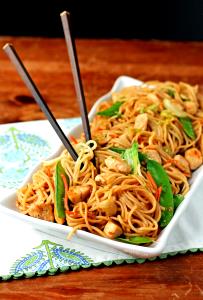 1 serving Lo Mein Noodles Chicken