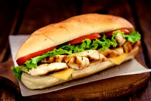 1 Serving Low Fat Grilled Chicken Hoagy