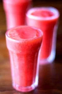 1 Serving Lunar Lemonade - Strawberry Smoothie