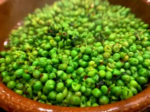 1 serving Macho Peas (Regular)