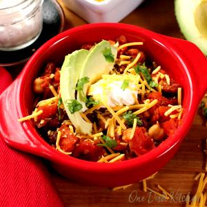 1 Serving Meatless Chili Bowl