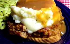 1 Serving Meatloaf Open-Faced Sandwich