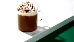 1 Serving Medium Iced Caffe Mocha With Sugar-Free Chocolate And Whip 16Oz., 8 Tbsp. Whip - Reduced Fat
