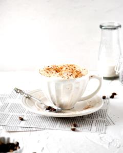 1 Serving Medium Sugar-Free Vanilla Latte 16Oz. - Homogenized Milk