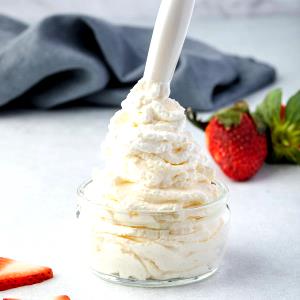 1 Serving Medium Vanilla Freddo With Whip 8 Tbsp. Whipped Cream - Reduced Fat