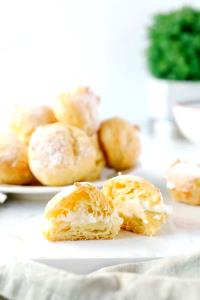 1 Serving Mini Creme Puff