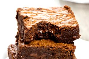 1 Serving Minute Gooey Brownie Decadence, Fast & Fresh