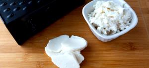 1 Serving Mozzarella Style Chreese Sauce Mix