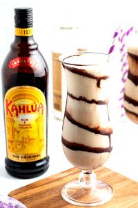 1 serving Mudslide