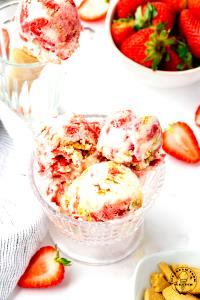 1 Serving New York Cheesecake Ice Cream - 4 Oz Scoop