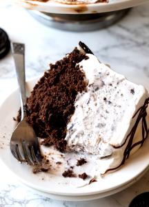 1 Serving Oreo Cookies 