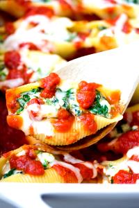 1 Serving Pasta Shells Stuffed With Cheese