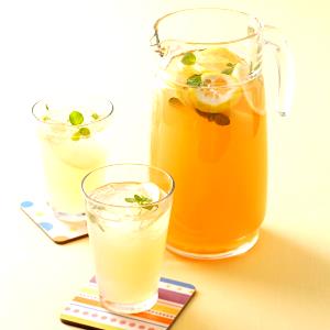 1 serving Peach Flavored Fresh Lemonade