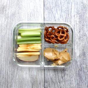 1 Serving Peanut Butter Pretzel Sandwich Lunch Pack