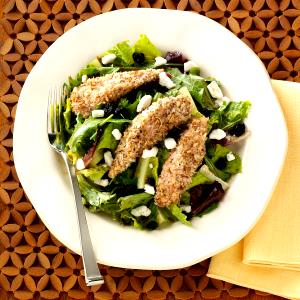 1 serving Pecan-Crusted Chicken Salad (Regular)