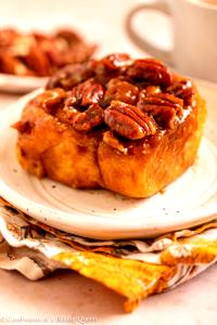 1 Serving Pecan Roll