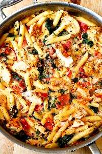 1 serving Penne with Chicken, Mushrooms, Roasted Peppers with Tomato-Basil Cream Sauce