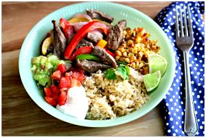 1 Serving Pepper Steak Lunch Bowl Served With Brown Rice