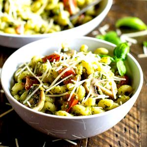 1 serving Pesto Cavatappi