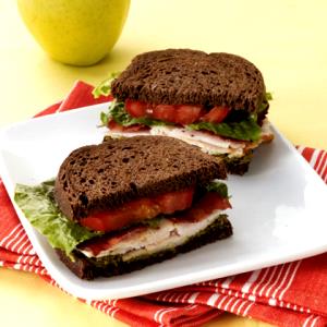 1 serving Pesto Turkey Club (Small)