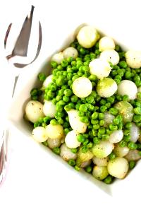 1 Serving Petite Peas With Pearl Onions (16 Oz)