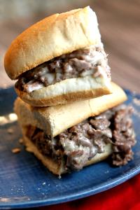 1 Serving Philly Steak & Cheese Sub 12 İnch