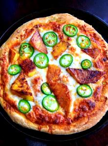 1 Serving Pineapple İn 2-3 Topping Large Pizza