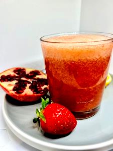 1 Serving Pomegranate Plunge W/ Turbinado Smoothie