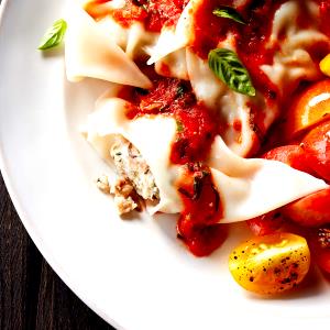 1 serving Portobello Mushroom Ravioli with Tomato Basil Sauce & Mushrooms