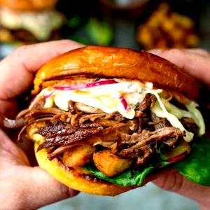 1 serving Pulled Beef Brisket Sandwich on Garlic Bread