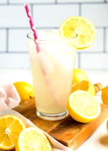 1 Serving Pure Squeezed Lemonade