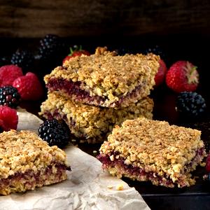 1 Serving Raspberry Flapjack