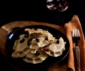 1 Serving Ravioili Manzo