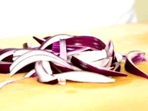 1 Serving Red Onion Slices