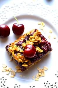 1 Serving Reduced Fat Cherry Oatmeal Bar