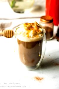 1 Serving Reindeer Drinks, Medium - Soy Milk