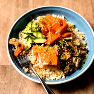 1 Serving Salmon Curry Harvest Rice Bowl With Brown Rice