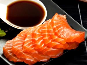 1 serving Salmon Sashimi