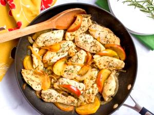 1 serving Sauteed Chicken & Asiago Tortelloni (Dinner)