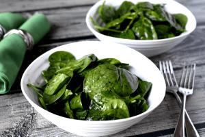1 Serving Savor Size Country Spinach Salad