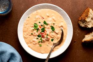 1 serving Seafood Bisque (6 oz)