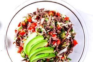1 Serving Shredded Beef Mexican Salad