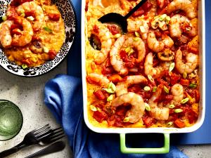 1 Serving Shrimp And Cheese Grits Casserole