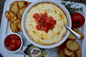 1 Serving Shrimp & Crab Fondue
