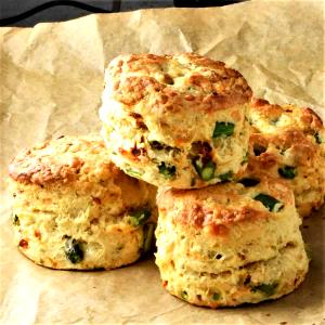 1 Serving Sin-Dried Tomato Scone