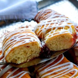 1 Serving Single Serve Raspberry Danish Twist