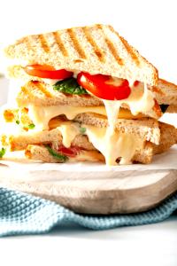 1 Serving Single W/Everything Sandwich