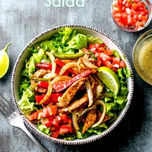 1 serving Sizzling Fajita Salad - Chicken (No Dressing)