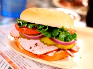 1 Serving Smoked Turkey Breast Sandwich With Condiments
