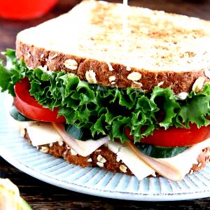 1 Serving Smoked Turkey Breast Sandwich Without Condiments